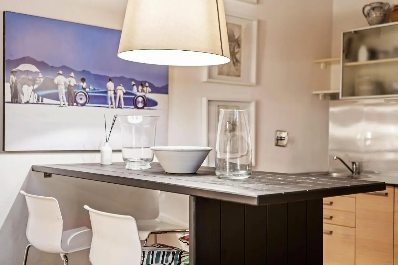 Palazzo Pitti & Boboli Comfortable Apartment Florence Italy