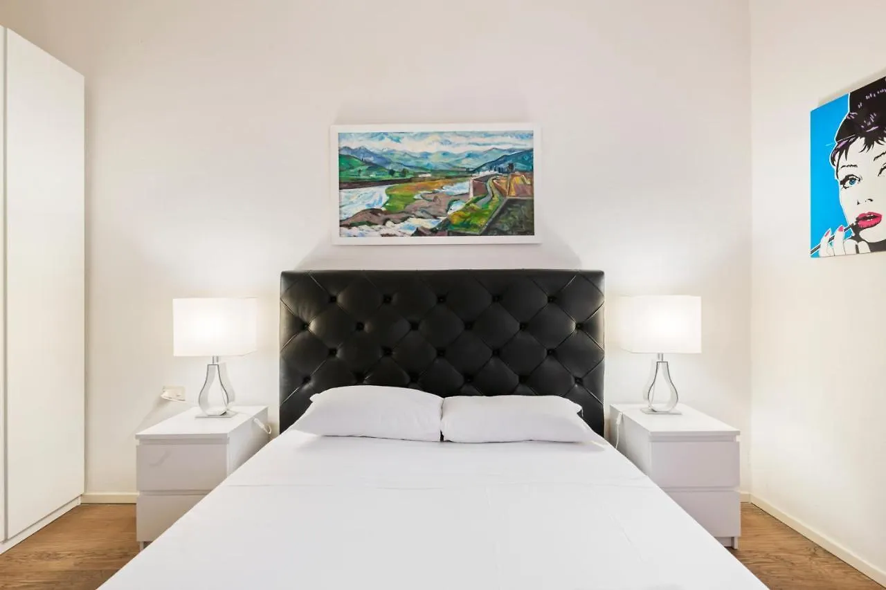Palazzo Pitti & Boboli Comfortable Apartment Florence